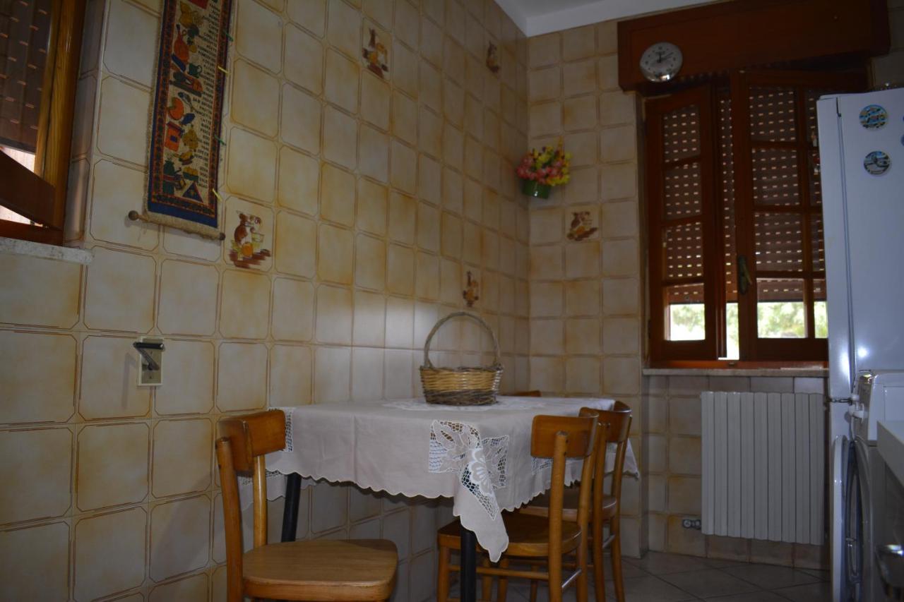 Casa Vacanza Pietro E Nina Лечче Екстер'єр фото