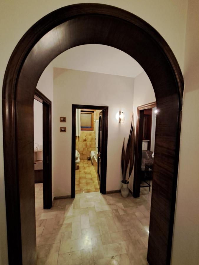 Casa Vacanza Pietro E Nina Лечче Екстер'єр фото